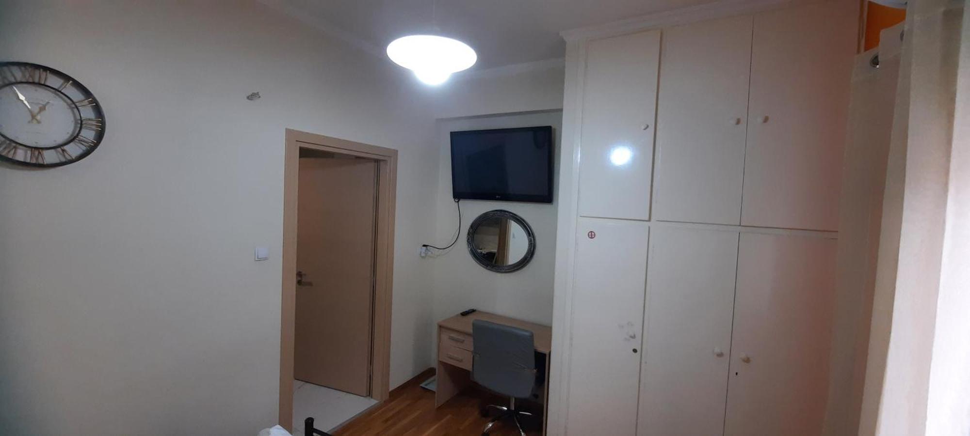 Livia'S Room To Ampelokipi Metro Airport Line Atenas Exterior foto