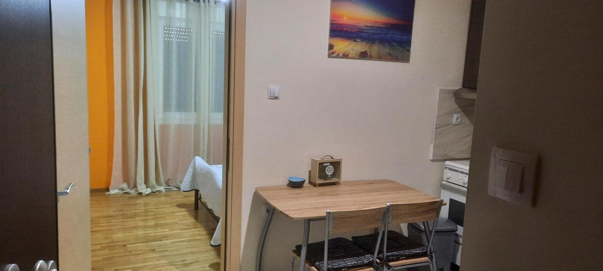 Livia'S Room To Ampelokipi Metro Airport Line Atenas Exterior foto