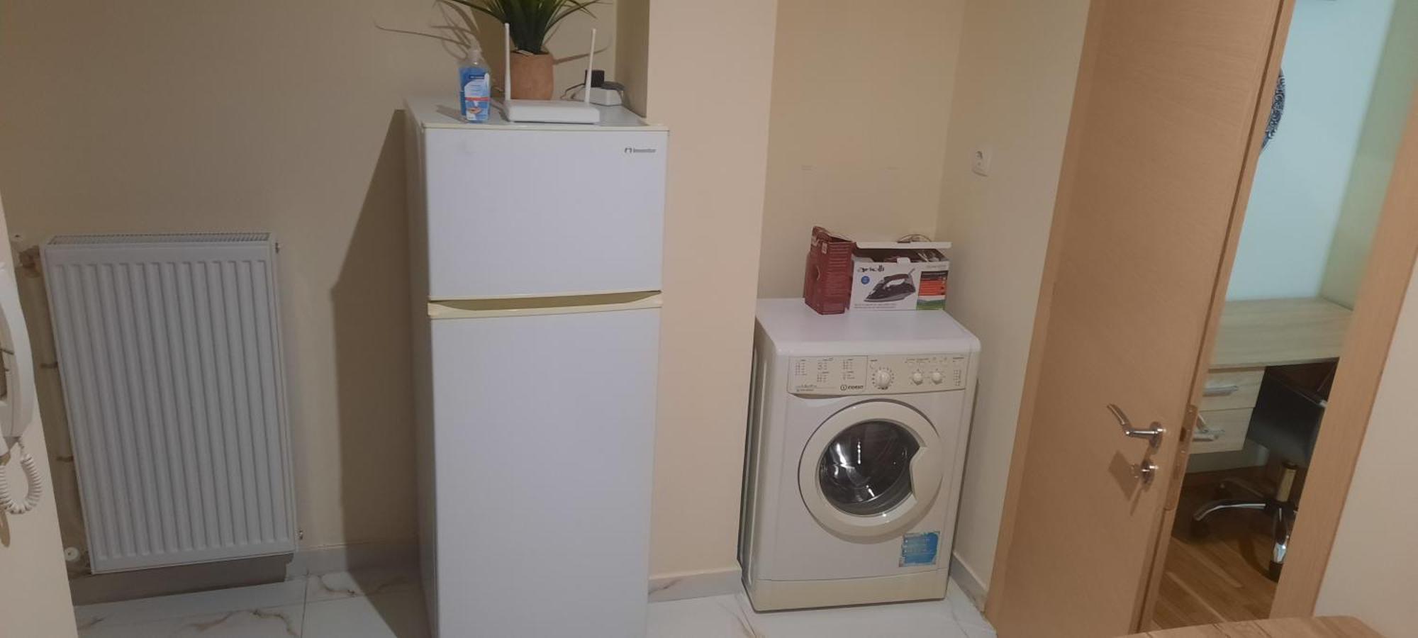 Livia'S Room To Ampelokipi Metro Airport Line Atenas Exterior foto
